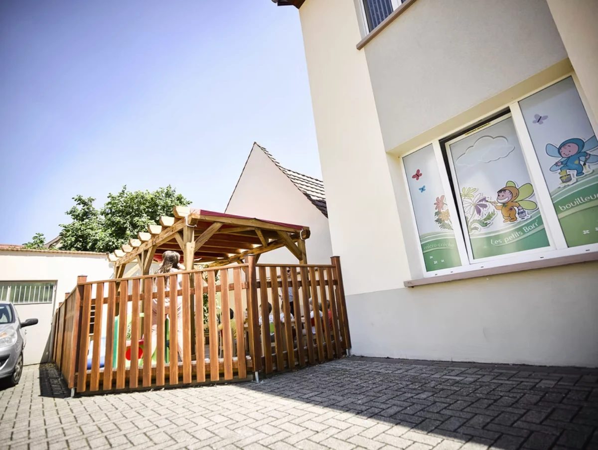 Une micro-crèche à Barr, au cœur de l’Alsace centrale, conçue pour le bien-être des enfants et des familles avec&nbsp;:<br>