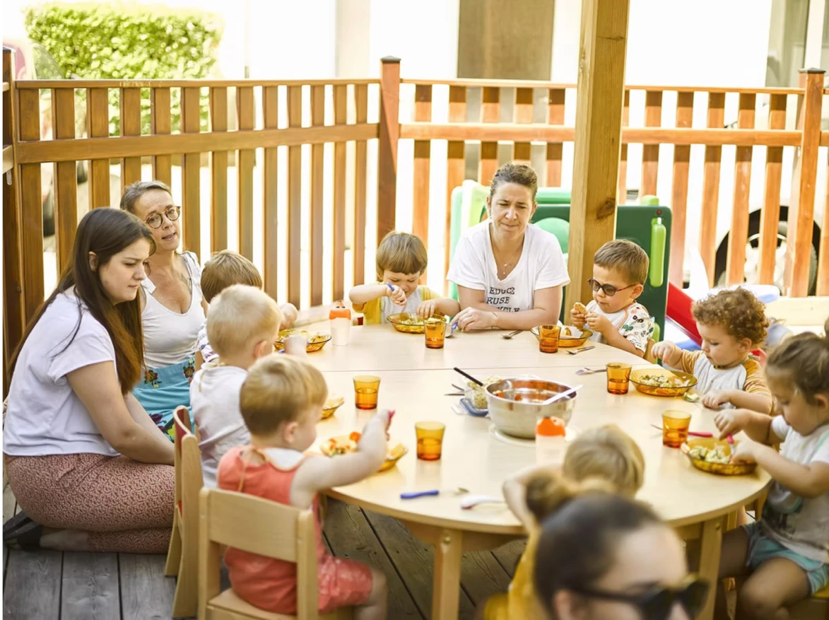 Une micro-crèche à Barr, au cœur de l’Alsace centrale, conçue pour le bien-être des enfants et des familles avec&nbsp;:<br>